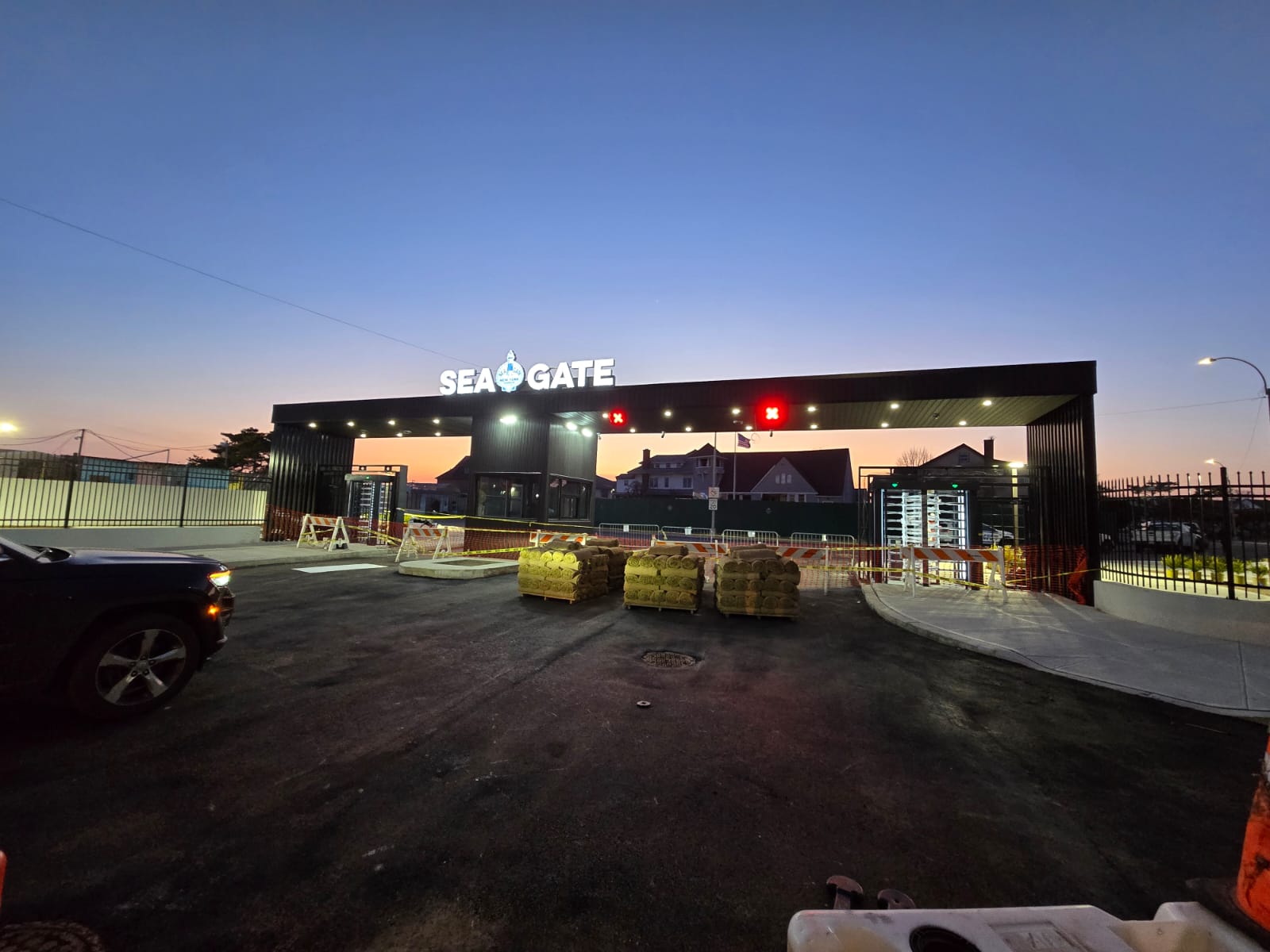 Designing a Visitor Entrance That’s Both Secure and Welcoming